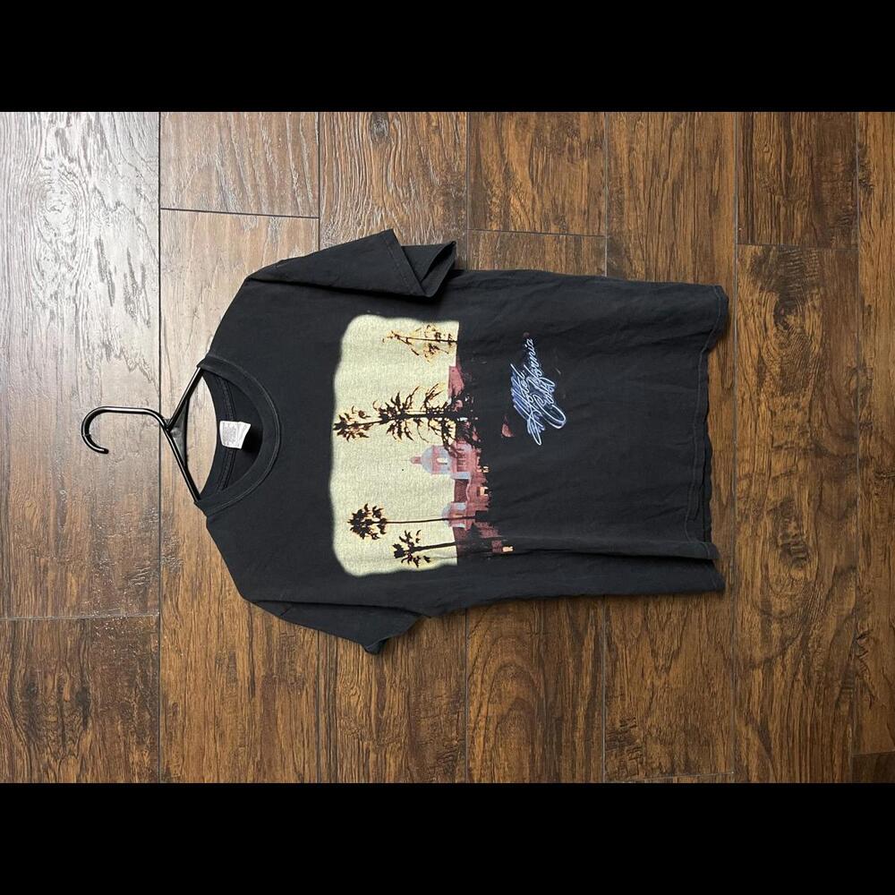Vintage Eagles band shirt - Hotel California
